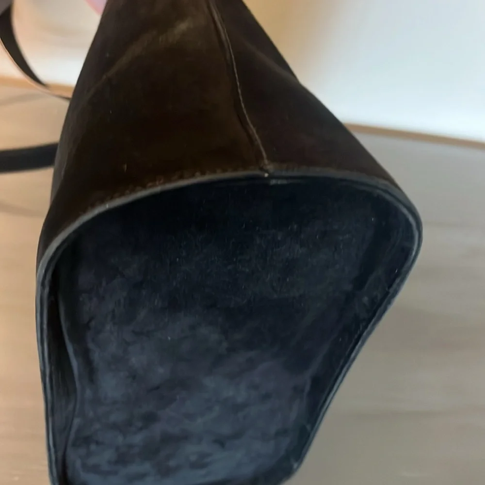 Salvatore Ferragmo Elegant Black Suede Bucket Shoulder Bag w Gold Accents EUC